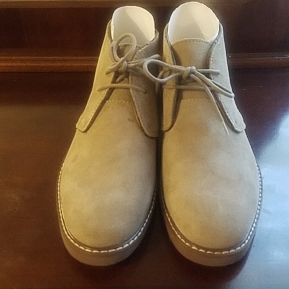 Shoes - Picture 1 of 2